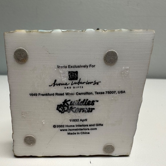 Home Interior Kuddles Korner  2002 Calendar Bear Raincoat umbrella #11832 April - Picture 6 of 6